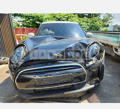 Photo 1 of 11: 2023 MINI Cooper Five-Door — Korean insurance auction
