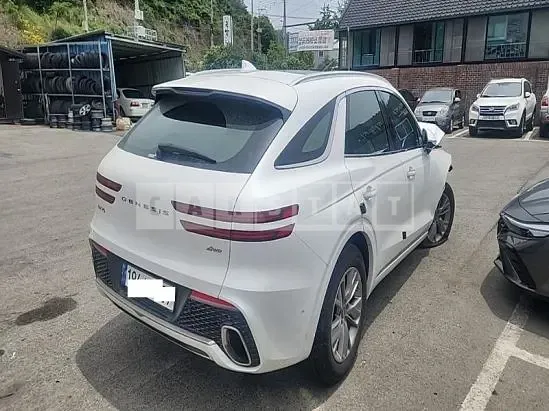 Photo 2 of 14: 2024 Genesis Hyundai GV70 — Korean insurance auction