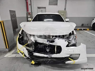 Photo 1 of 28: 2015 Maserati Quattroporte S Q4 — Korean insurance auction