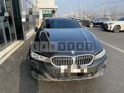 Photo 1 of 84: 2022 BMW 320d Touring, VIN WBA21FZ05PFN73945 — Korean insurance auction