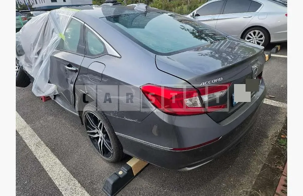 Photo 2 of 14: 2022 Honda Accord Hybrid — Korean insurance auction