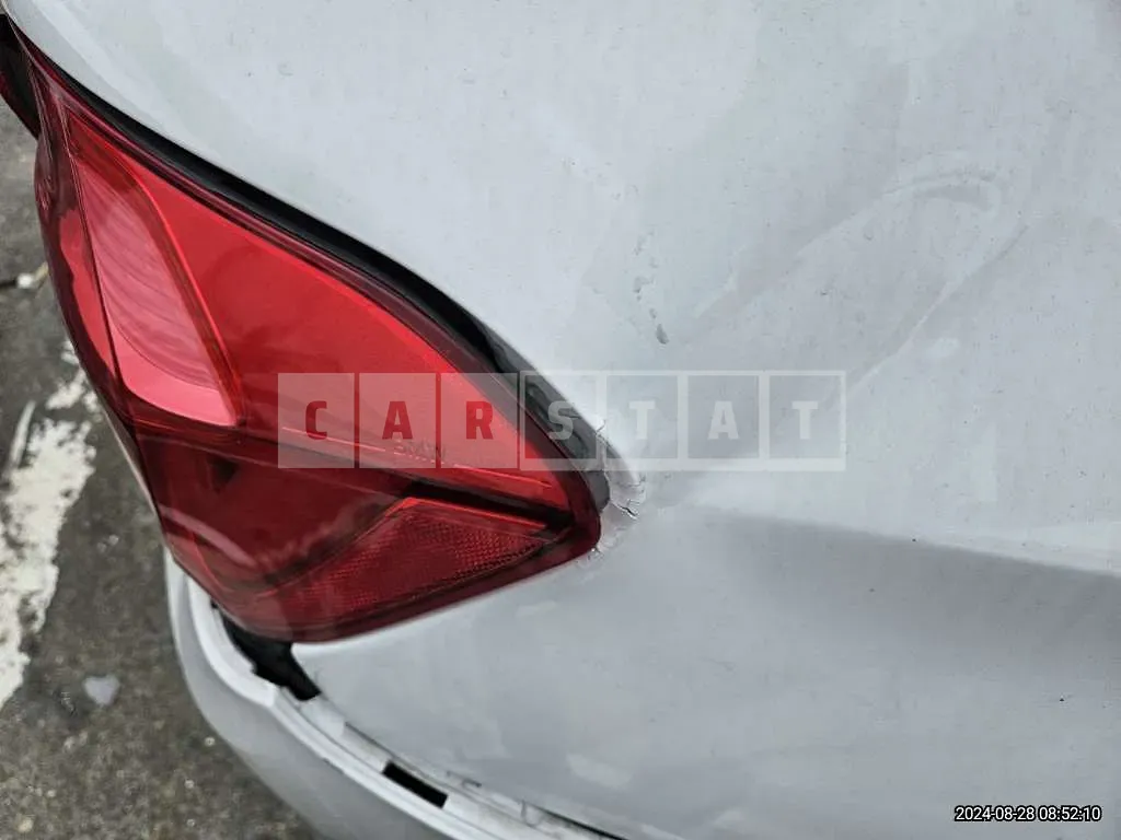 Photo 2 of 24: 2016 BMW 320d, VIN WBA8C5108GK639258 — Korean insurance auction