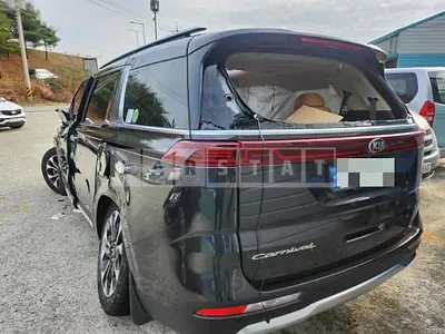 Photo 1 of 9: 2021 Kia Carnival, VIN KNANE81BBMS069009 — Korean insurance auction