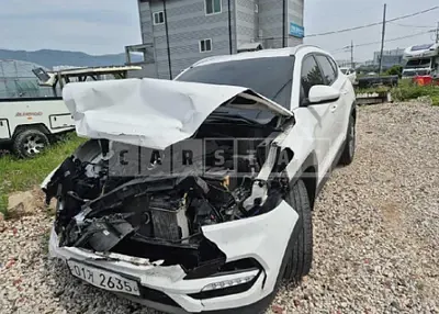 Photo 1 of 42: 2018 Hyundai Tucson — Korean insurance auction