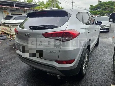 Photo 1 of 7: 2017 Hyundai Tucson TL — Korean insurance auction