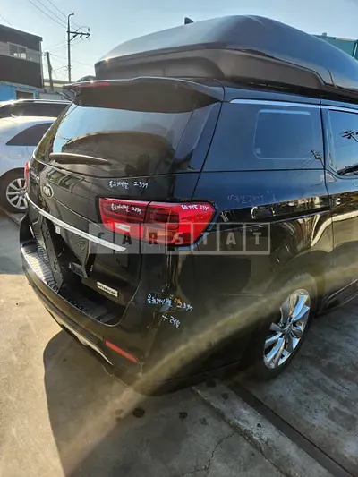Photo 1 of 16: 2019 Kia Carnival High Rimmujin — Korean insurance auction