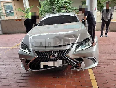 Photo 1 of 41: 2022 Lexus ES300h — Korean insurance auction