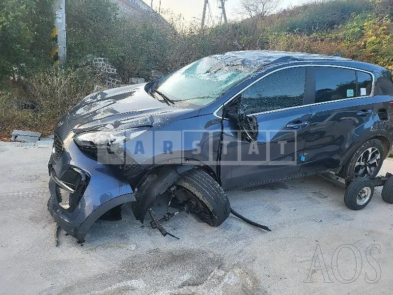 Photo 2 of 15: 2019 Kia Sportage, VIN KNAPM813DKK683695 — Korean insurance auction