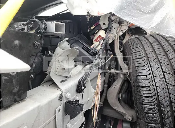 Photo 2 of 11: 2021 Volvo V90CCB5 AWD — Korean insurance auction