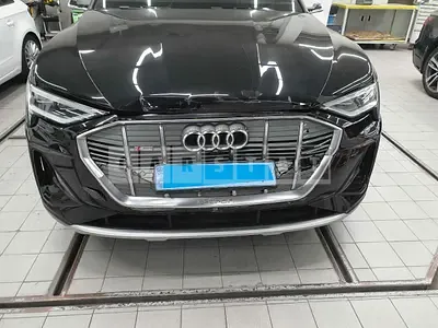 Photo 1 of 42: 2023 Audi e-tron Sportback 55 quattro, VIN WAUZZZGE8PB009611 — Korean insurance auction