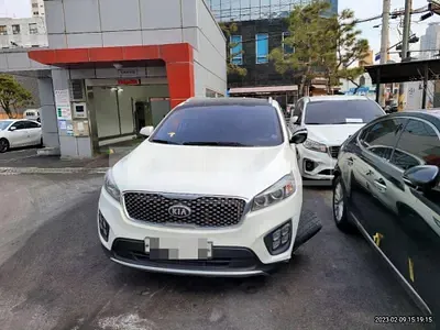 Photo 1 of 8: 2016 Kia All New Sorento — Korean insurance auction