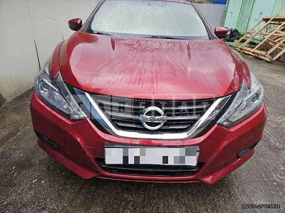 Photo 1 of 14: 2018 Nissan Altima 2.5 — Korean insurance auction