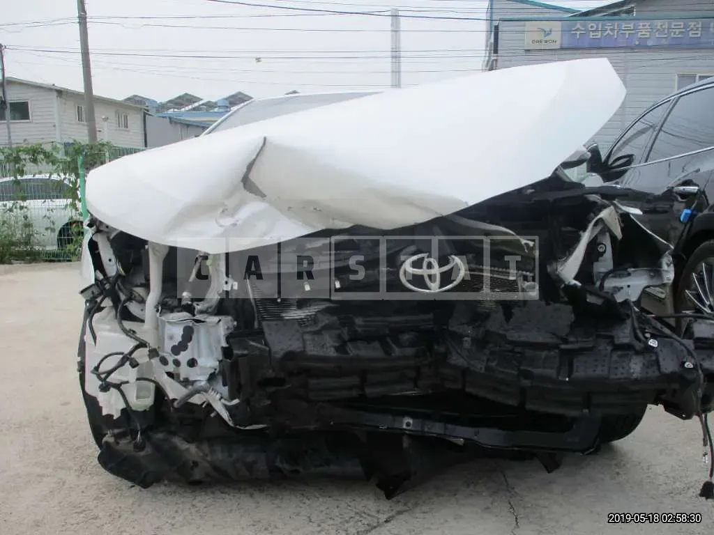 Photo 2 of 18: 2017 Toyota Camry, VIN 4T1BF1FK4HU724747 — Korean insurance auction
