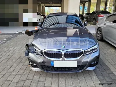 Photo 1 of 34: 2021 BMW 320i, VIN WBA5X5109MFK34778 — Korean insurance auction