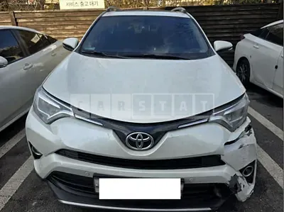 Photo 1 of 15: 2016 Toyota RAV4 2WD — Korean insurance auction