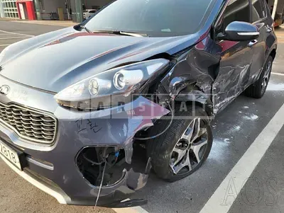 Photo 1 of 34: 2018 Kia Sportage, VIN KNAPN813BJK440740 — Korean insurance auction