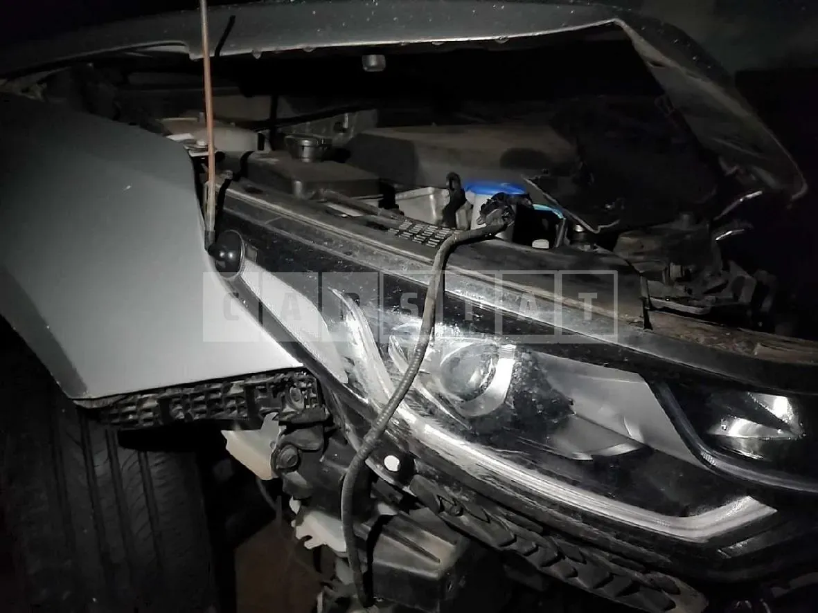 Photo 2 of 14: 2018 Kia K5 2.0(LPG), VIN KNAGU416BKA287081 — Korean insurance auction