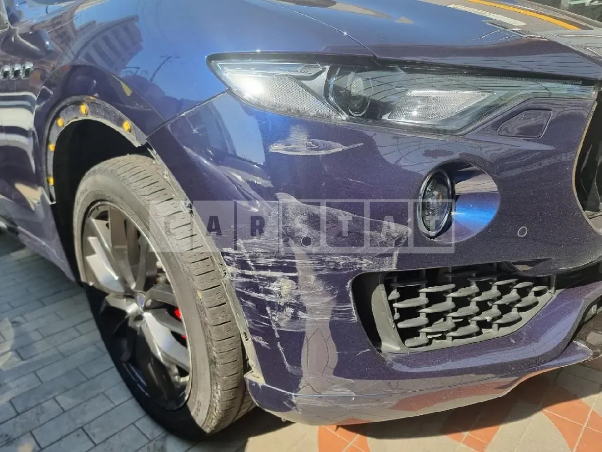 Photo 2 of 2: 2018 Maserati (parts) Levante Diesel Headlamp — Korean insurance auction