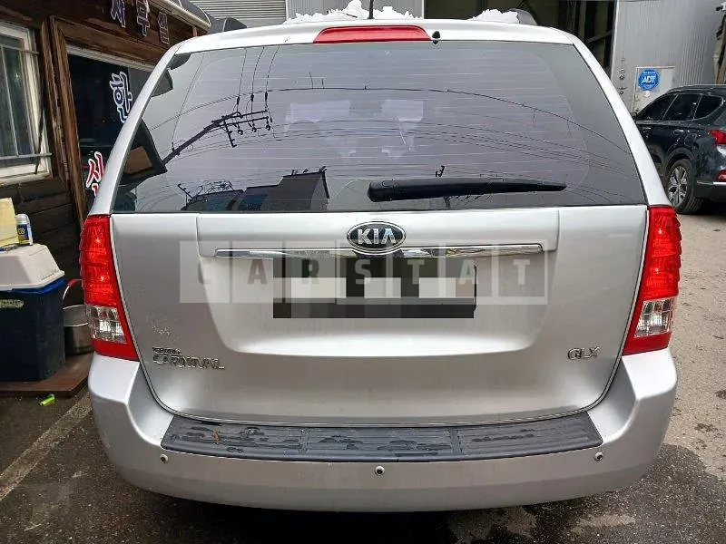 Photo 2 of 38: 2014 Kia Carnival — Korean insurance auction