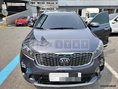 Photo 1 of 28: 2018 Kia Sorento 2.0 (4WD), VIN KNAPS81ADKA513423 — Korean insurance auction