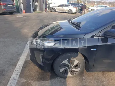 Photo 1 of 42: 2018 Hyundai IONIQ Hybrid, VIN KMHC851CGJU084001 — Korean insurance auction