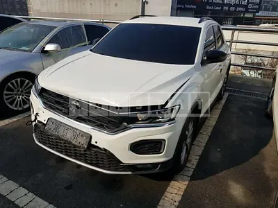 Photo 1 of 22: 2021 Volkswagen T-Roc 2.0 TDI, VIN WVGZZZA1ZMV035752 — Korean insurance auction