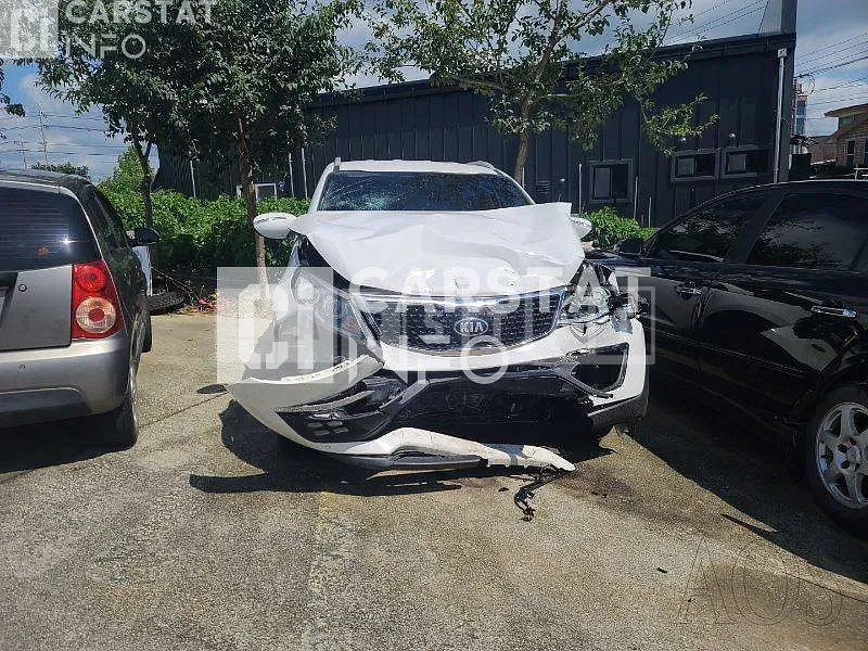 Photo 2 of 5: 2014 Kia Sportage R — Korean insurance auction