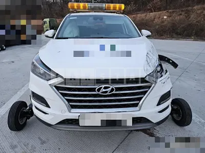 Photo 1 of 29: 2020 Hyundai Tucson 4WD — Korean insurance auction