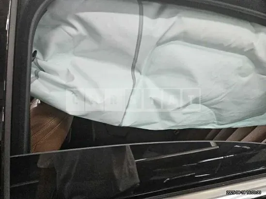 Photo 2 of 11: 2025 Mercedes-Benz E 300 4Matic — Korean insurance auction