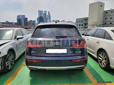 Photo 1 of 10: 2020 Audi Q5 45 TFSI quattro, VIN WAUZZZFY8L2066445 — Korean insurance auction