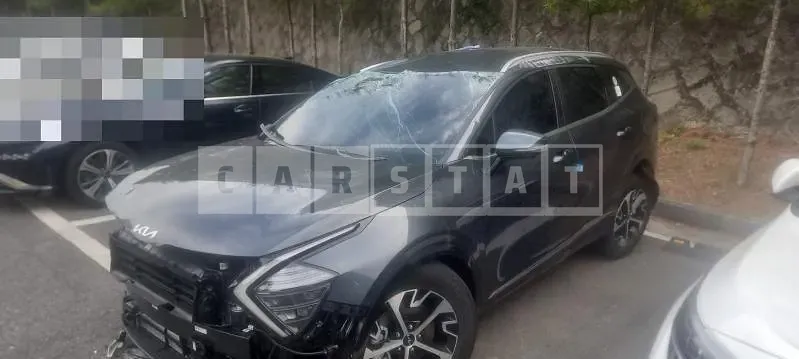 Photo 2 of 13: 2023 Kia Sportage Hybrid — Korean insurance auction