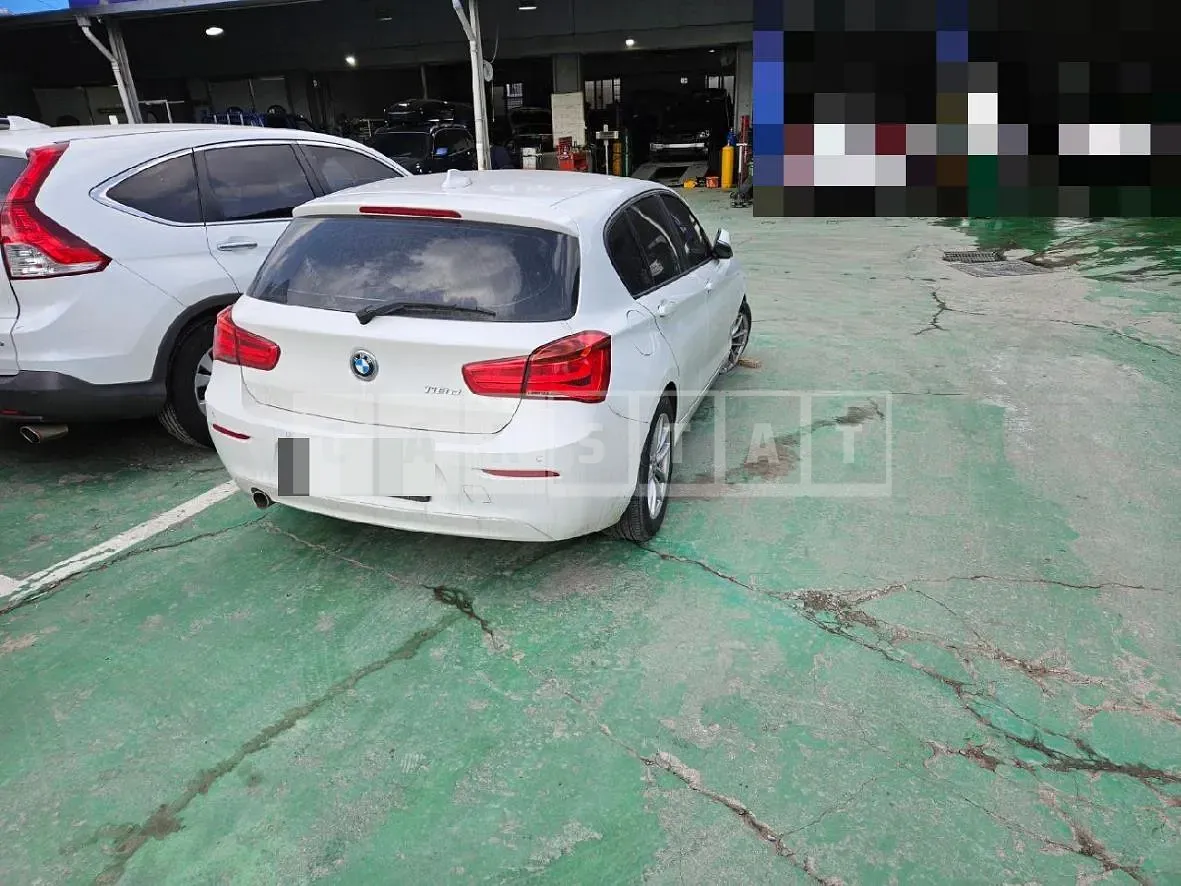 Photo 2 of 6: 2018 BMW 118d, VIN WBA1S5102JV997112 — Korean insurance auction