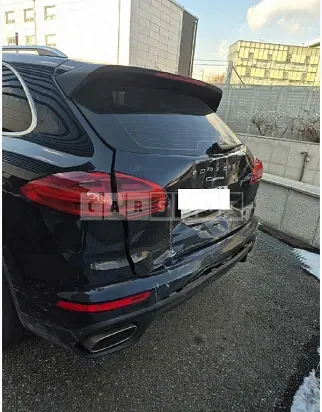 Photo 2 of 8: 2015 Porsche Cayenne Diesel — Korean insurance auction