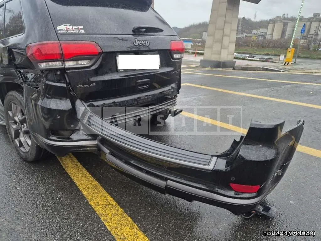 Photo 2 of 12: 2020 Jeep Straw Grand Cherokee — Korean insurance auction