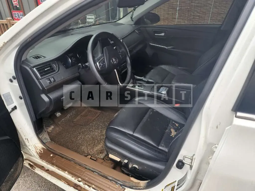 Photo 2 of 6: 2017 Toyota Camry, VIN 4T1BF1FKXHU687915 — Korean insurance auction