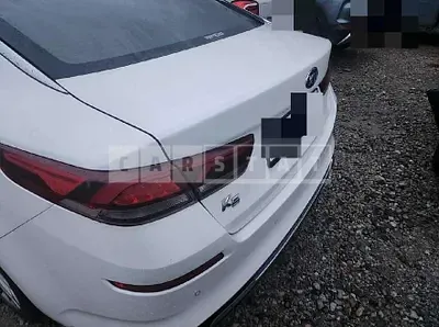 Photo 1 of 9: 2019 Kia K5 — Korean insurance auction
