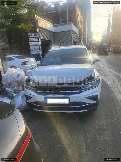 Photo 1 of 13: 2022 Volkswagen Tiguan 2.0 TDI, VIN WVGZZZ5NZNW027152 — Korean insurance auction