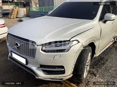 Photo 1 of 9: 2017 Volvo XC90 T6 AWD, VIN YV1LFA22CH1161990 — Korean insurance auction