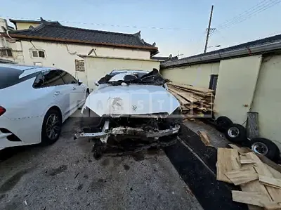 Photo 1 of 30: 2019 Mercedes-Benz E220 d 4Matic — Korean insurance auction