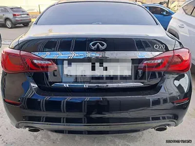 2018 Infiniti Q70 3.7
