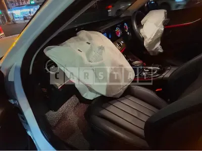 Photo 1 of 9: 2019 Mercedes-Benz E220d 4Matic, VIN WDDZF0FBXKA520854 — Korean insurance auction