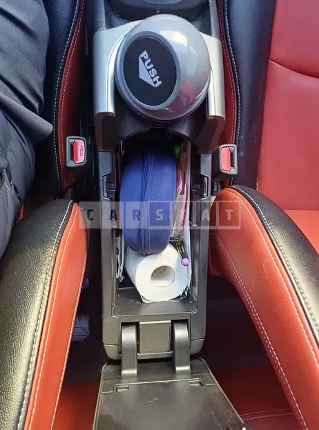 Photo 2 of 19: 2014 Toyota Prius — Korean insurance auction