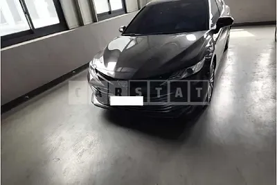 Photo 1 of 12: 2018 Toyota Camry Hybrid, VIN JTNB21HK7J3003906 — Korean insurance auction