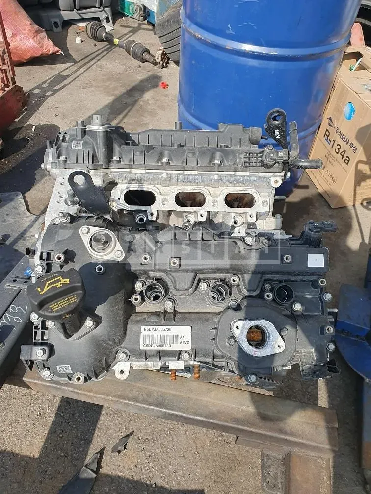 Photo 2 of 2: 2018 Hyundai Engine /G80 3.3, VIN KMHGR41BDJU273220 — Korean insurance auction
