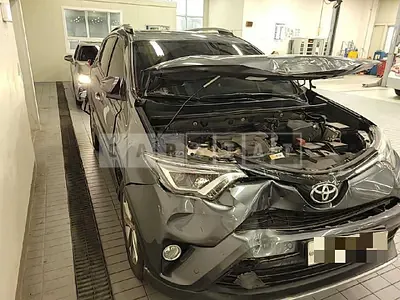 2018 toyota rab 4 2wd