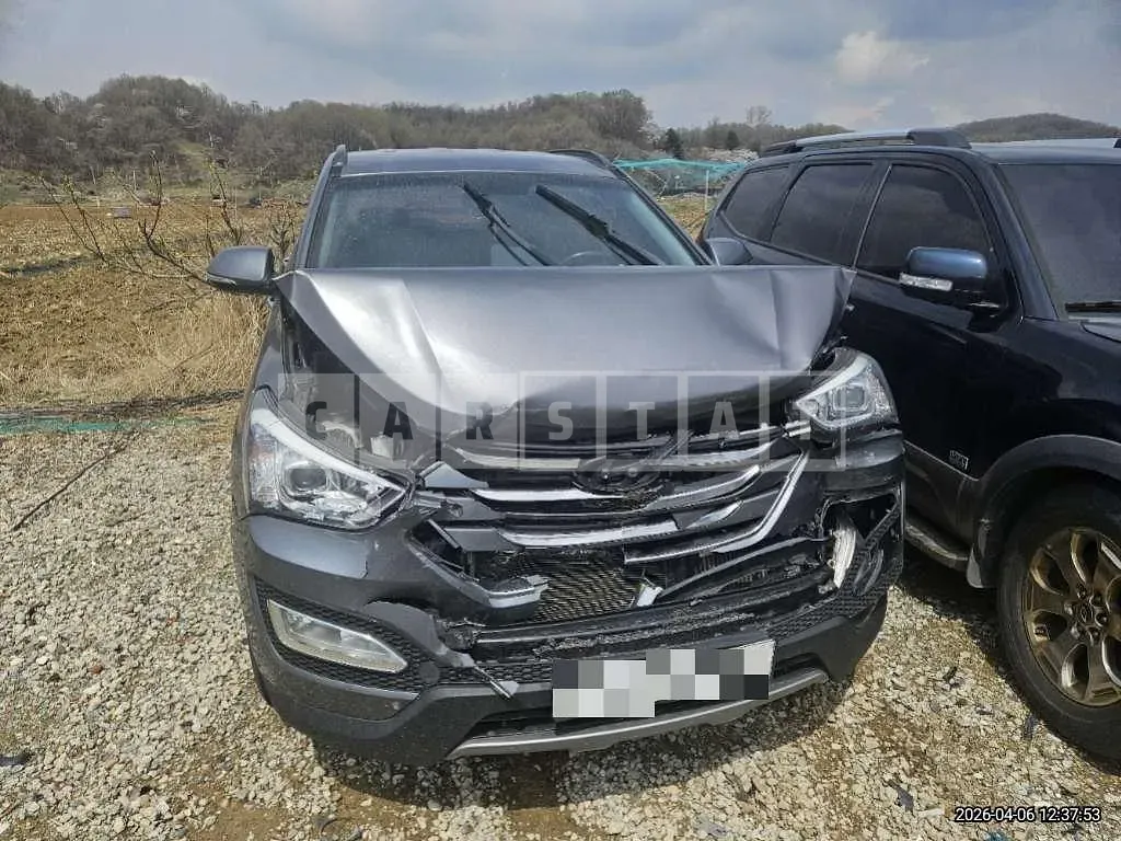 Photo 2 of 7: 2015 Hyundai Santa Fe DM Diesel — Korean insurance auction