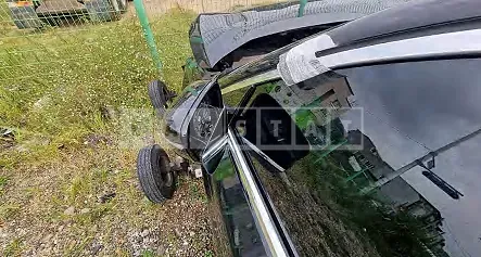 Photo 2 of 25: 2021 BMW 530e, VIN WBA51AG03MCF21409 — Korean insurance auction