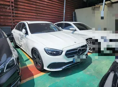 Photo 1 of 5: 2022 Mercedes-Benz E250 — Korean insurance auction