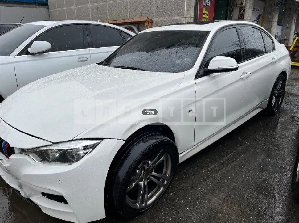 Photo 2 of 21: 2018 BMW 320i, VIN WBA8A9106JAE91768 — Korean insurance auction