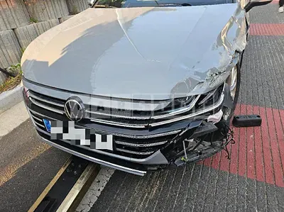 Photo 1 of 22: 2023 Volkswagen Atheon 2.0 TDI — Korean insurance auction